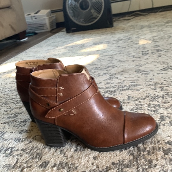 Booties - Picture 4 of 5